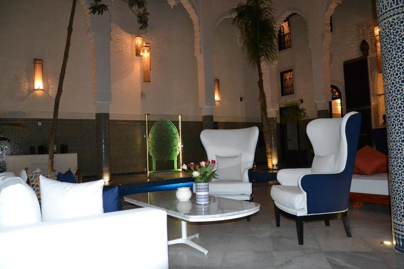 ริอ๊าด บรายา Hotel เฟส ภายนอก รูปภาพ
